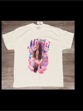 NWT Men's Nicki Minaj Shirt Size XL